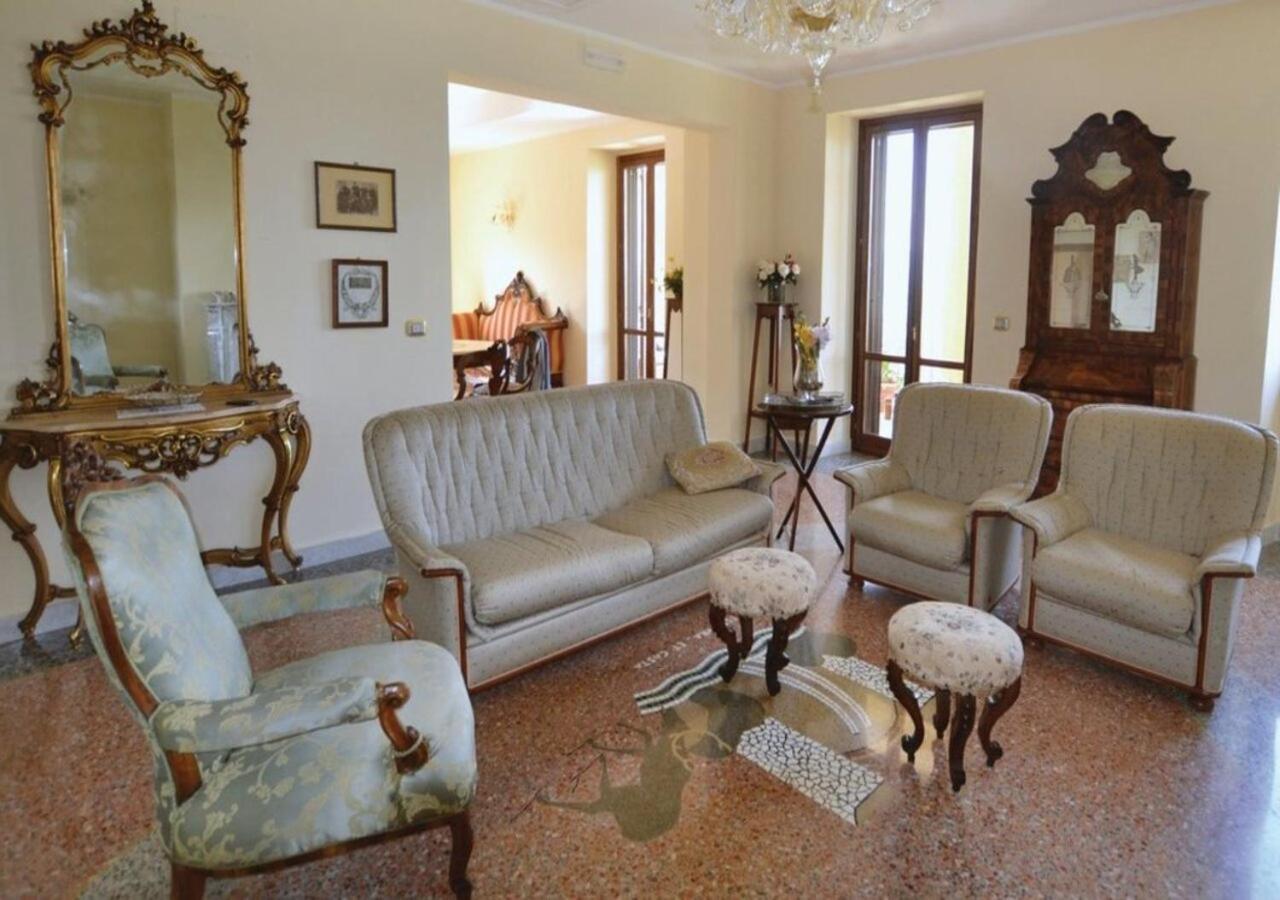 Agriturismo Villa Val D'Olivi Capodacqua  Экстерьер фото