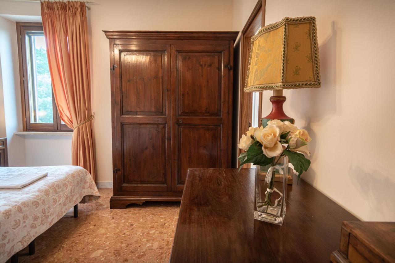 Agriturismo Villa Val D'Olivi Capodacqua  Экстерьер фото