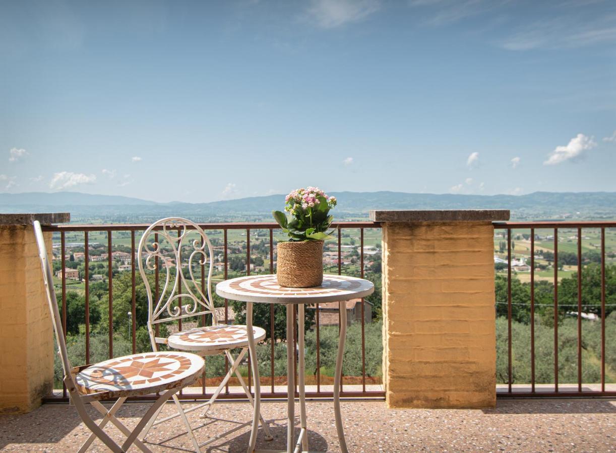 Agriturismo Villa Val D'Olivi Capodacqua  Экстерьер фото