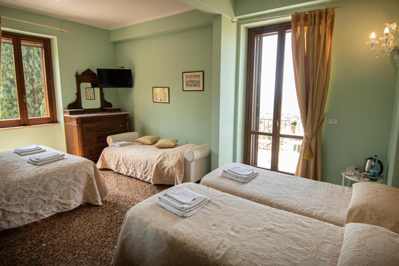 Agriturismo Villa Val D'Olivi Capodacqua  Экстерьер фото
