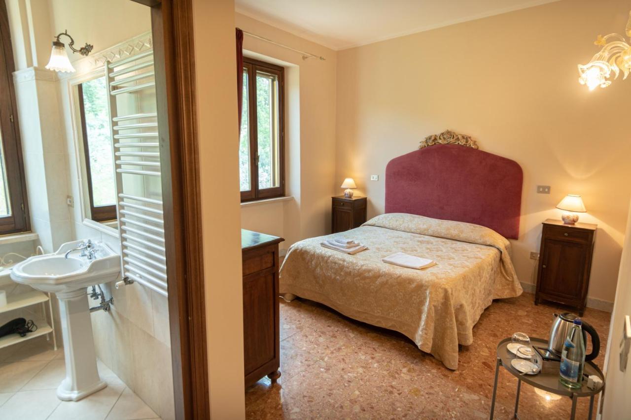 Agriturismo Villa Val D'Olivi Capodacqua  Экстерьер фото