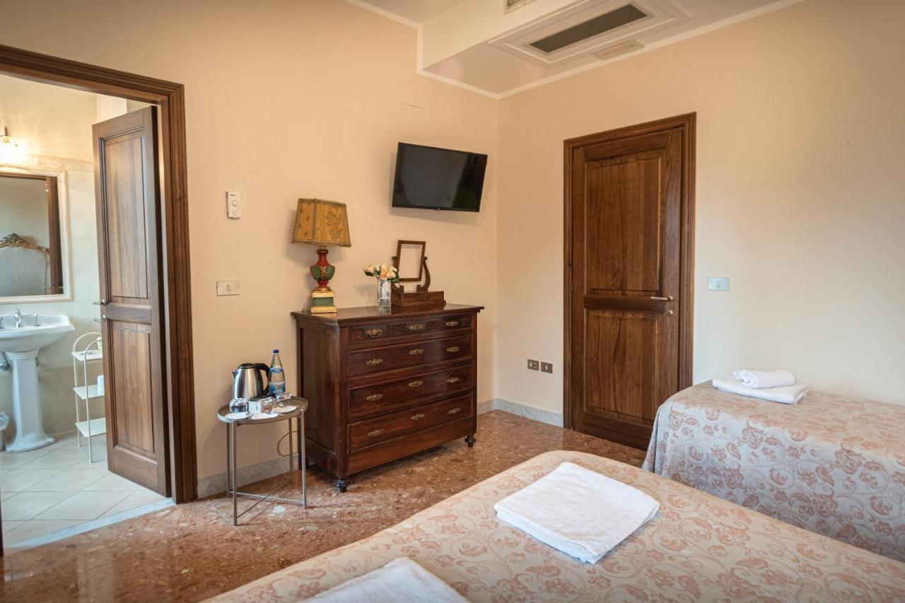 Agriturismo Villa Val D'Olivi Capodacqua  Экстерьер фото