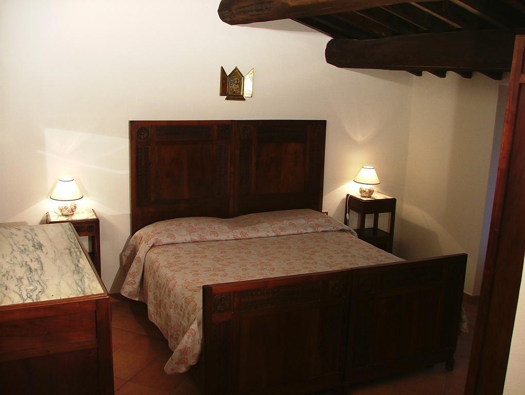 Agriturismo Villa Val D'Olivi Capodacqua  Экстерьер фото
